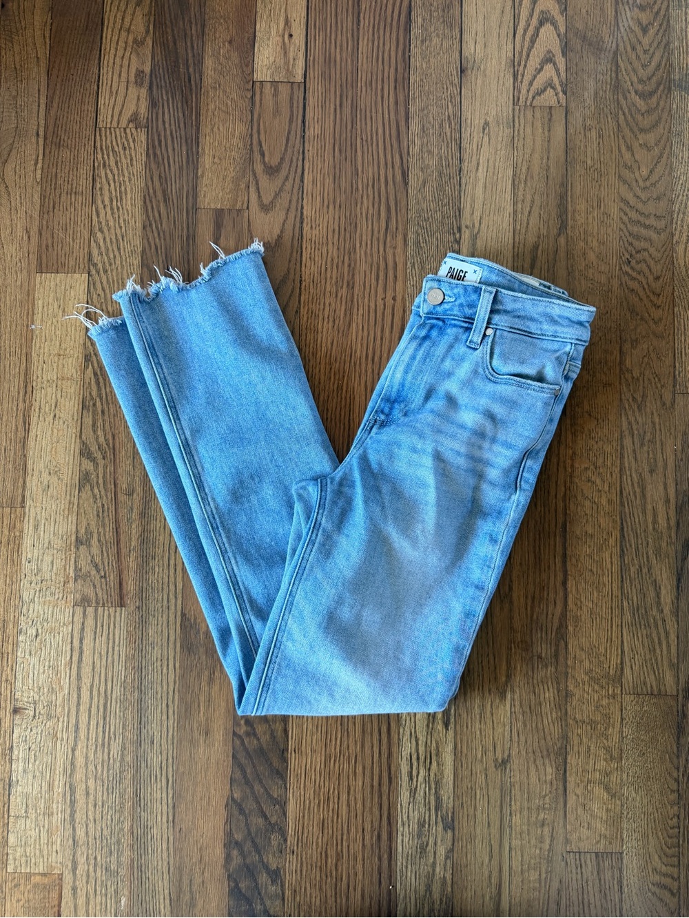 PAIGE Cindy Totally with Fly Hem Women's Size 25